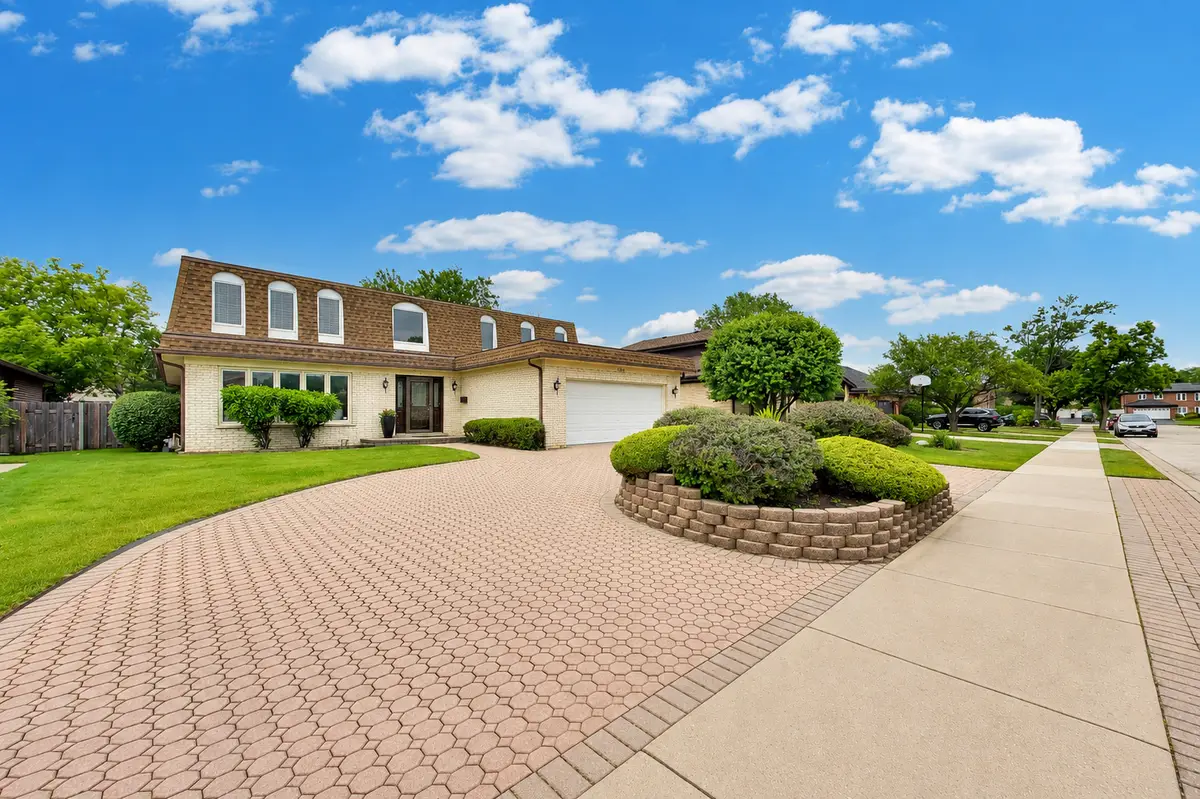 9350 Neenah Avenue, Morton Grove, IL 60053 - #1