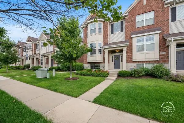 2945 Henley Lane, Naperville, IL 60540
