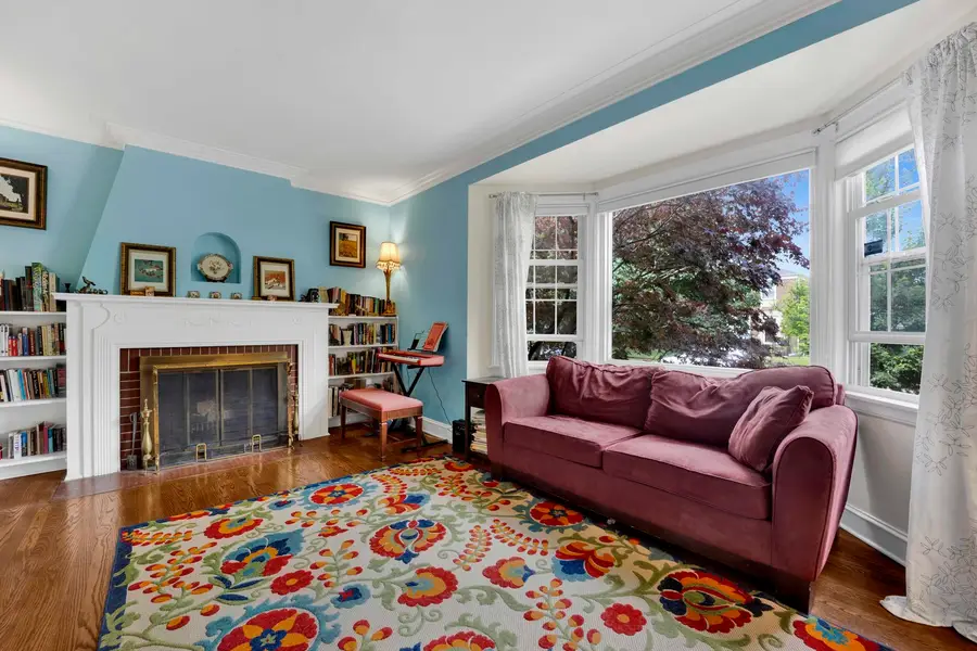 6043 N Keeler Avenue, Chicago, IL 60646 - #2