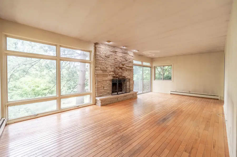 341 Hickory Haven Drive E, Gurnee, IL 60031 - #3