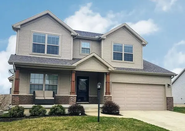 1616 Hunters Ridge Court, Mahomet, IL 61853