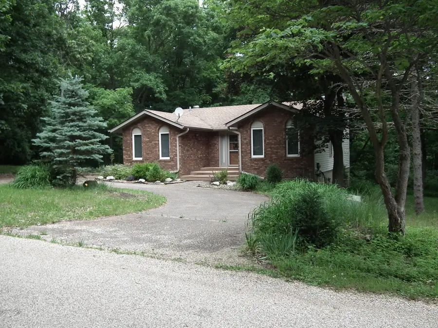 18 Sheridan Drive, Putnam, IL 61560 - #3