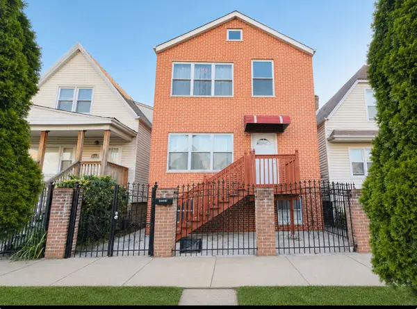 4024 S Artesian Avenue, Chicago, IL 60632