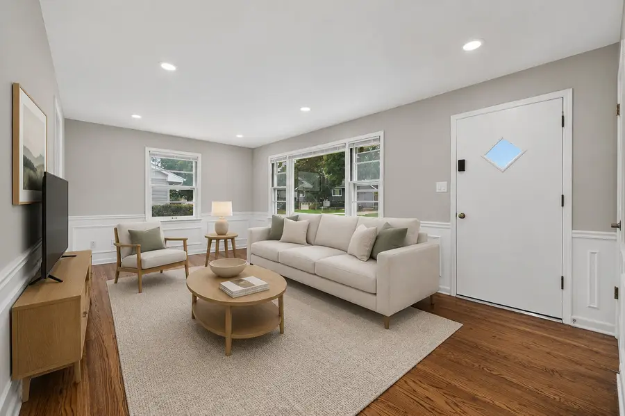 415 Alma Terrace, Cary, IL 60013 - #2