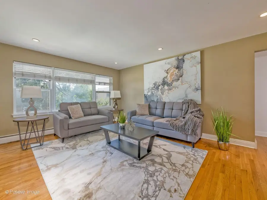 8544 W Rascher Avenue #3W, Chicago, IL 60656 - #3