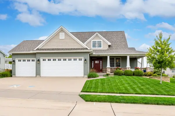 6219 Fillmore Street, Davenport, IA 52806