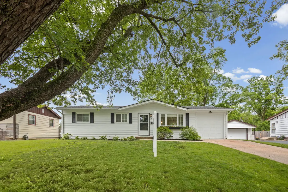 309 Willow Road, Wauconda, IL 60084 - #1