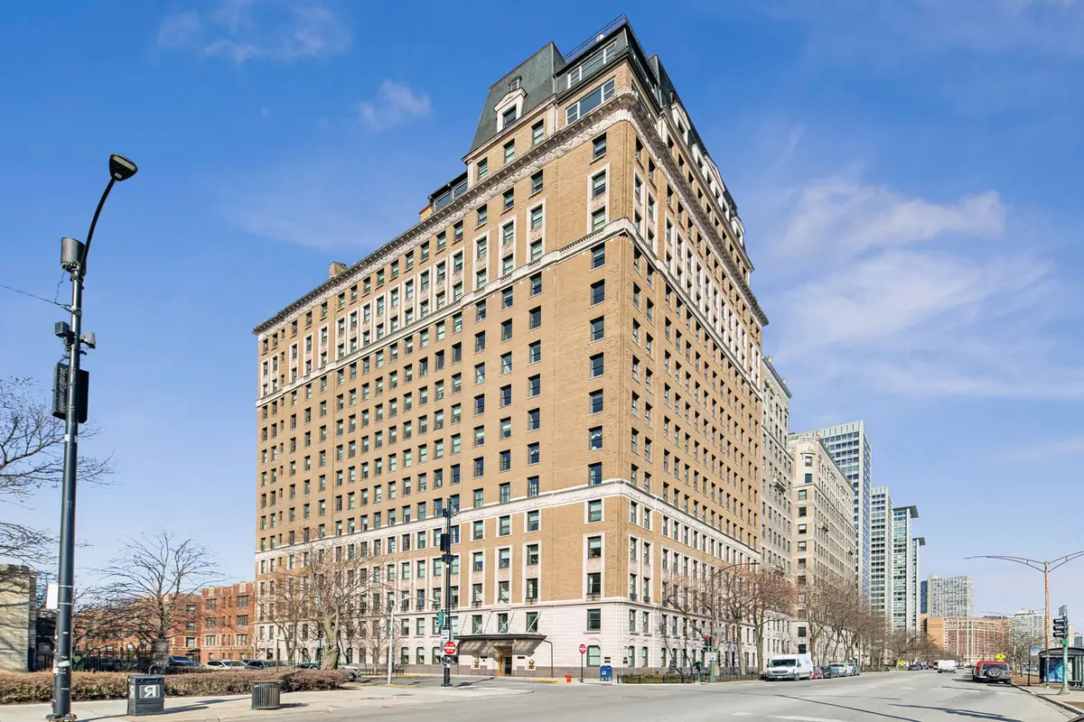 3500 N Lake Shore Drive #6D, Chicago, IL 60657 - #1