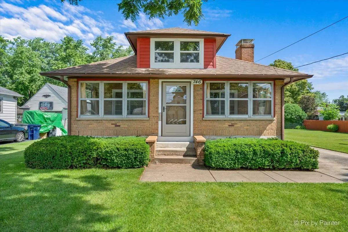 746 Parkway Avenue, Elgin, IL 60120 - #1