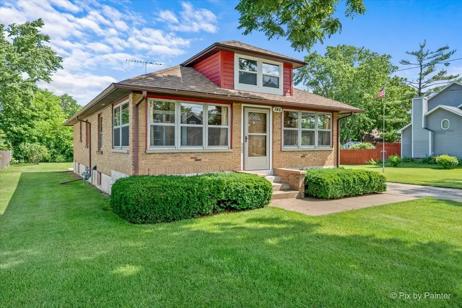 746 Parkway Avenue, Elgin, IL 60120 - #2