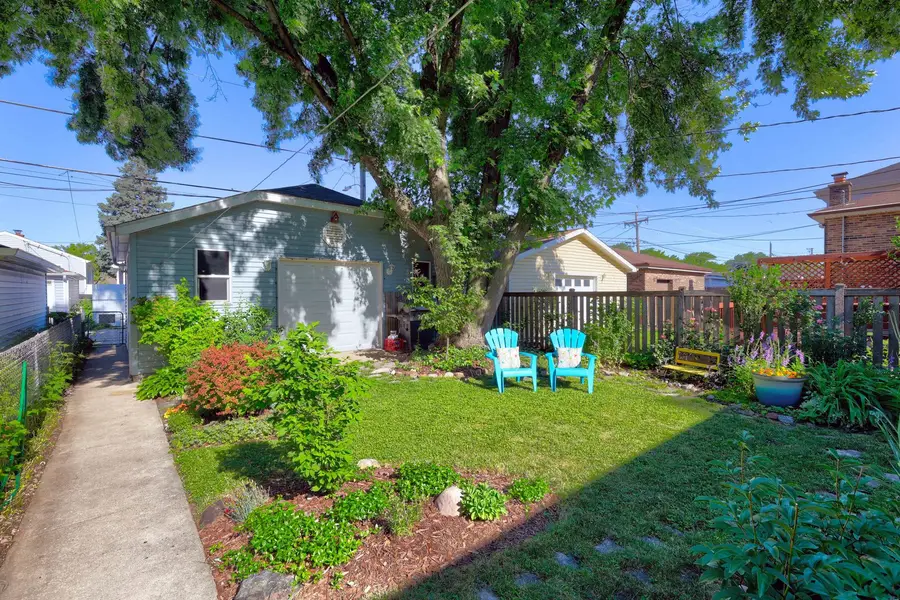 4444 N Newland Avenue, Harwood Heights, IL 60706 - #3
