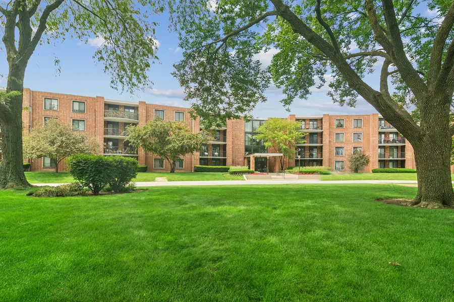 1405 E Central Road #218C, Arlington Heights, IL 60005 - #2