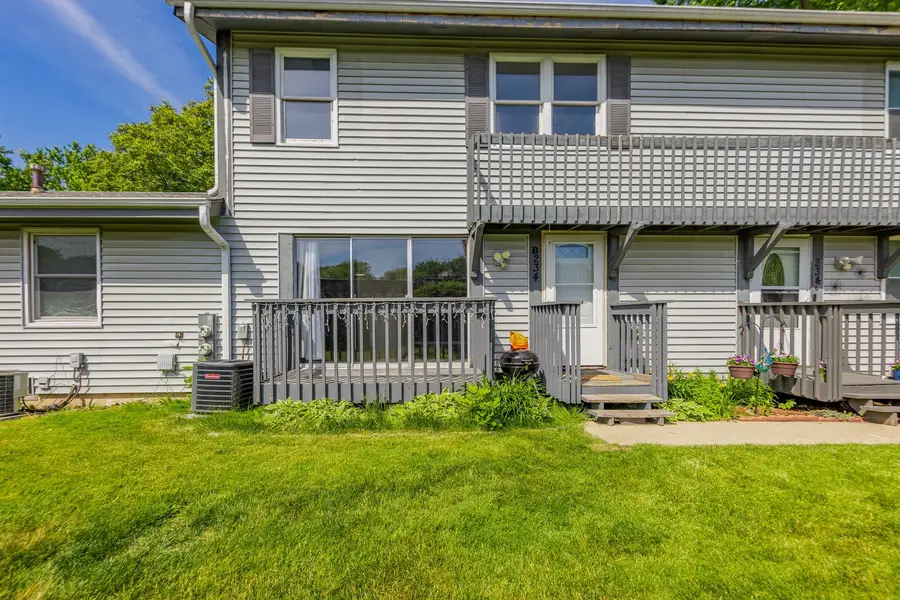 234 Dakota Court #B, Bolingbrook, IL 60440 - #2