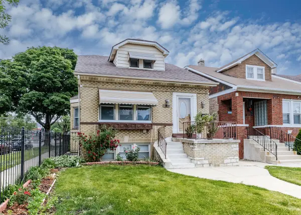 2559 N Parkside Avenue, Chicago, IL 60639