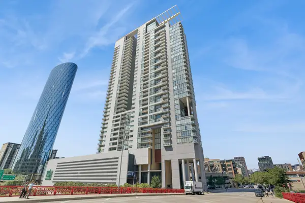 737 W Washington Boulevard #806, Chicago, IL 60661
