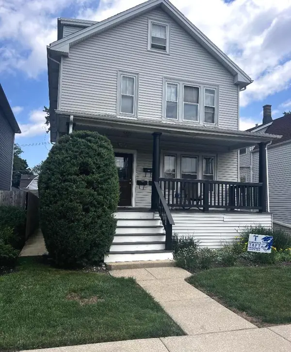 5008 W Strong Street, Chicago, IL 60630