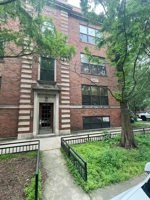 1967 W Cullom Avenue #3, Chicago, IL 60613 - #1