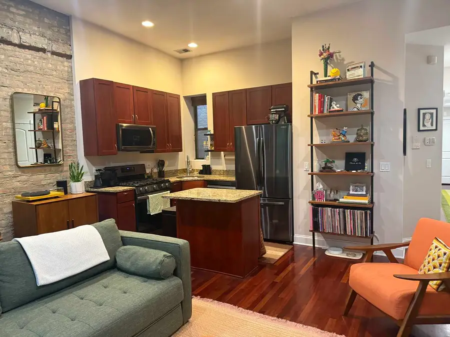 1967 W Cullom Avenue #3, Chicago, IL 60613 - #3