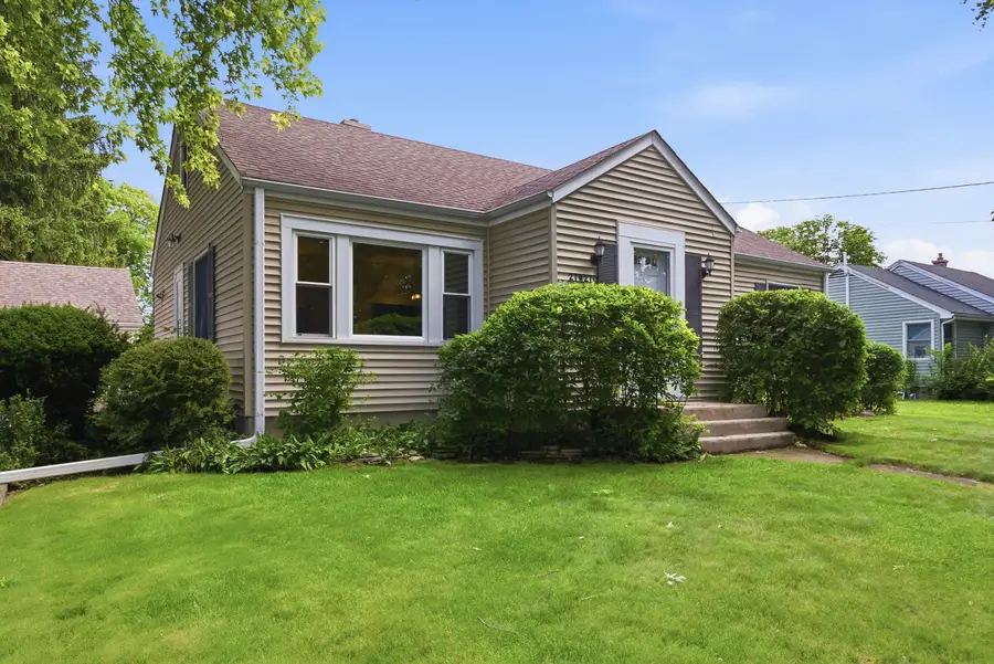 27W270 Sunnyside Avenue, Winfield, IL 60190 - #3