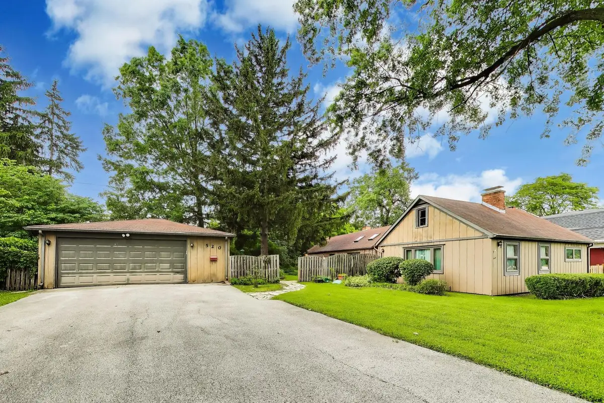 520 S Edgewood Avenue, La Grange, IL 60525 - #1
