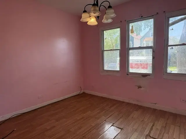 8711 S Exchange Avenue, Chicago, IL 60617 - #2
