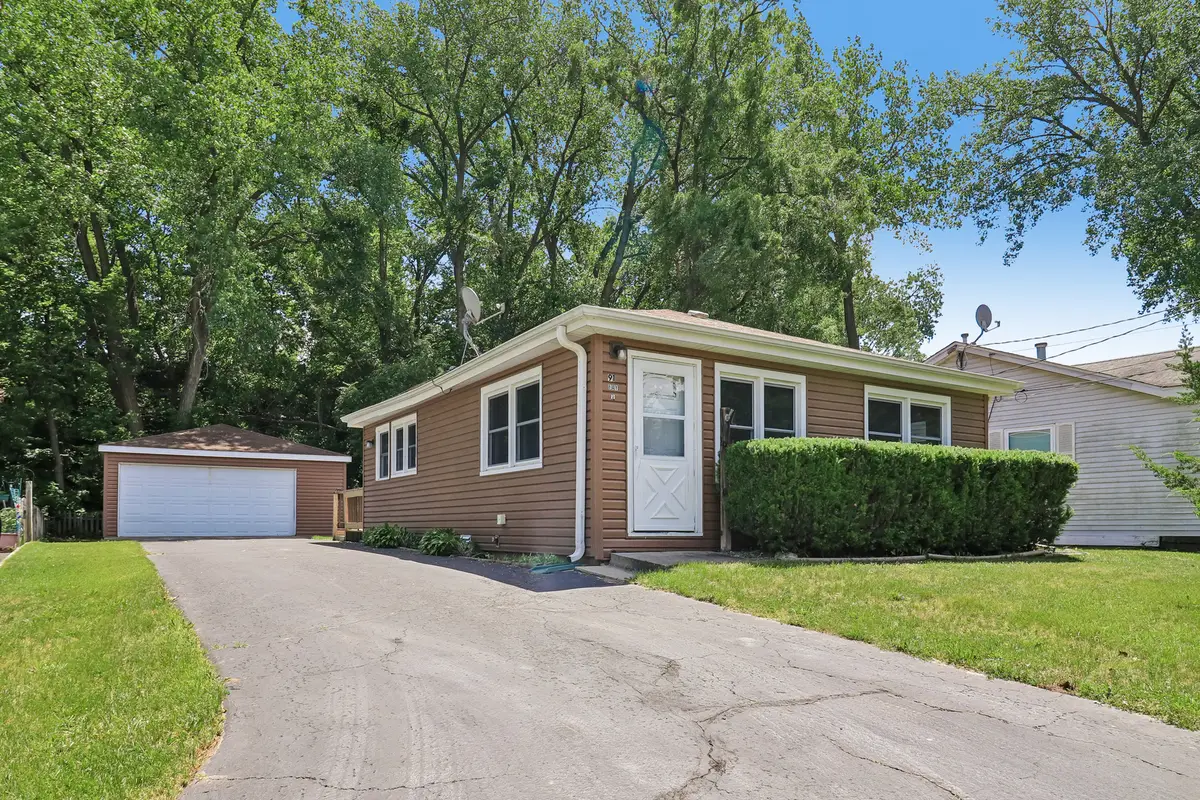 91 Bay Road, Fox Lake, IL 60020 - #1