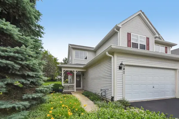 502 Heritage Court, St. Charles, IL 60175