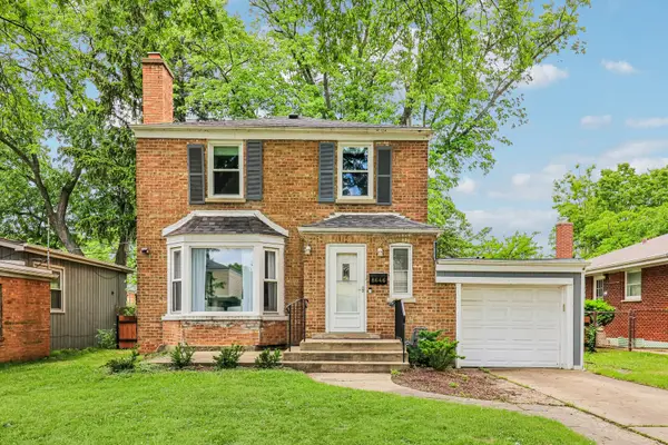 8646 Harms Road, Skokie, IL 60077