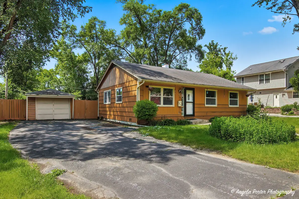 451 S Lakeshore Drive, Mundelein, IL 60060 - #1