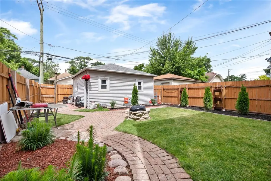 Address Withheld By Seller, Chicago, IL 60641 - #3