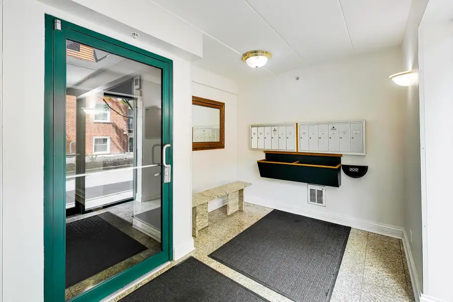 511 N Cass Avenue #2C, Westmont, IL 60559 - #3