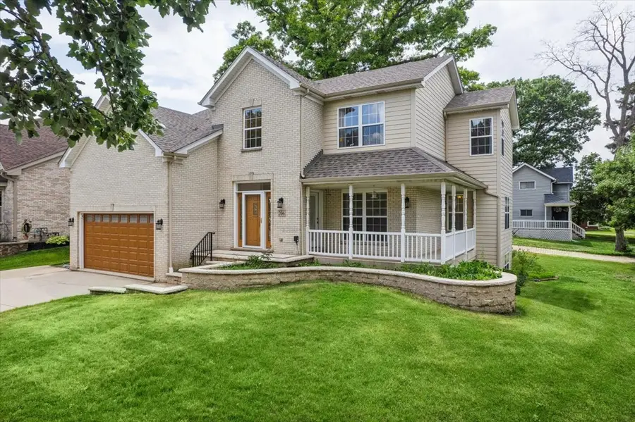 206 S Western Avenue, Bartlett, IL 60103 - #2
