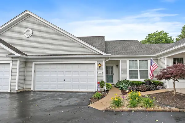 12587 Rock Island Trail, Huntley, IL 60142