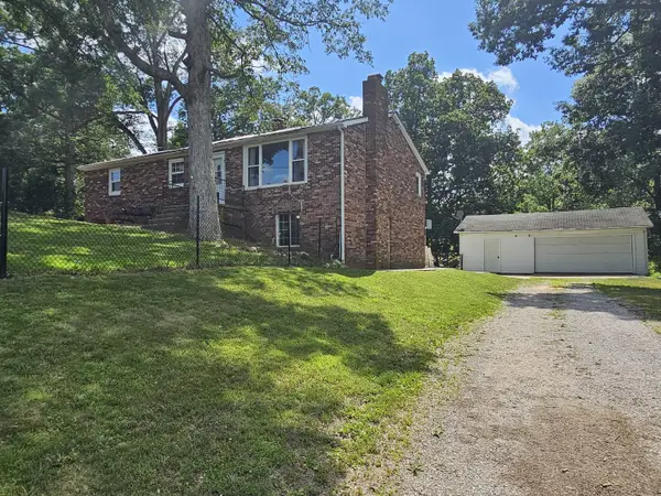 8841 N Triton Lane, Mt Vernon, IL 62864