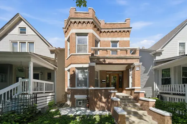 2324 N Central Park Avenue, Chicago, IL 60647