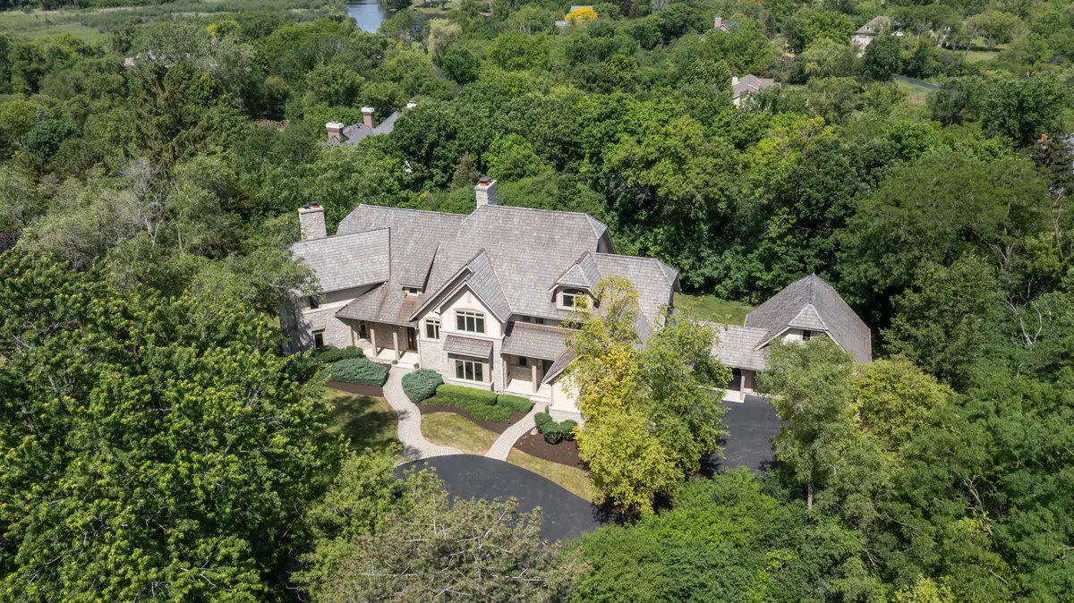 79 S Wynstone Drive, North Barrington, IL 60010 - #1