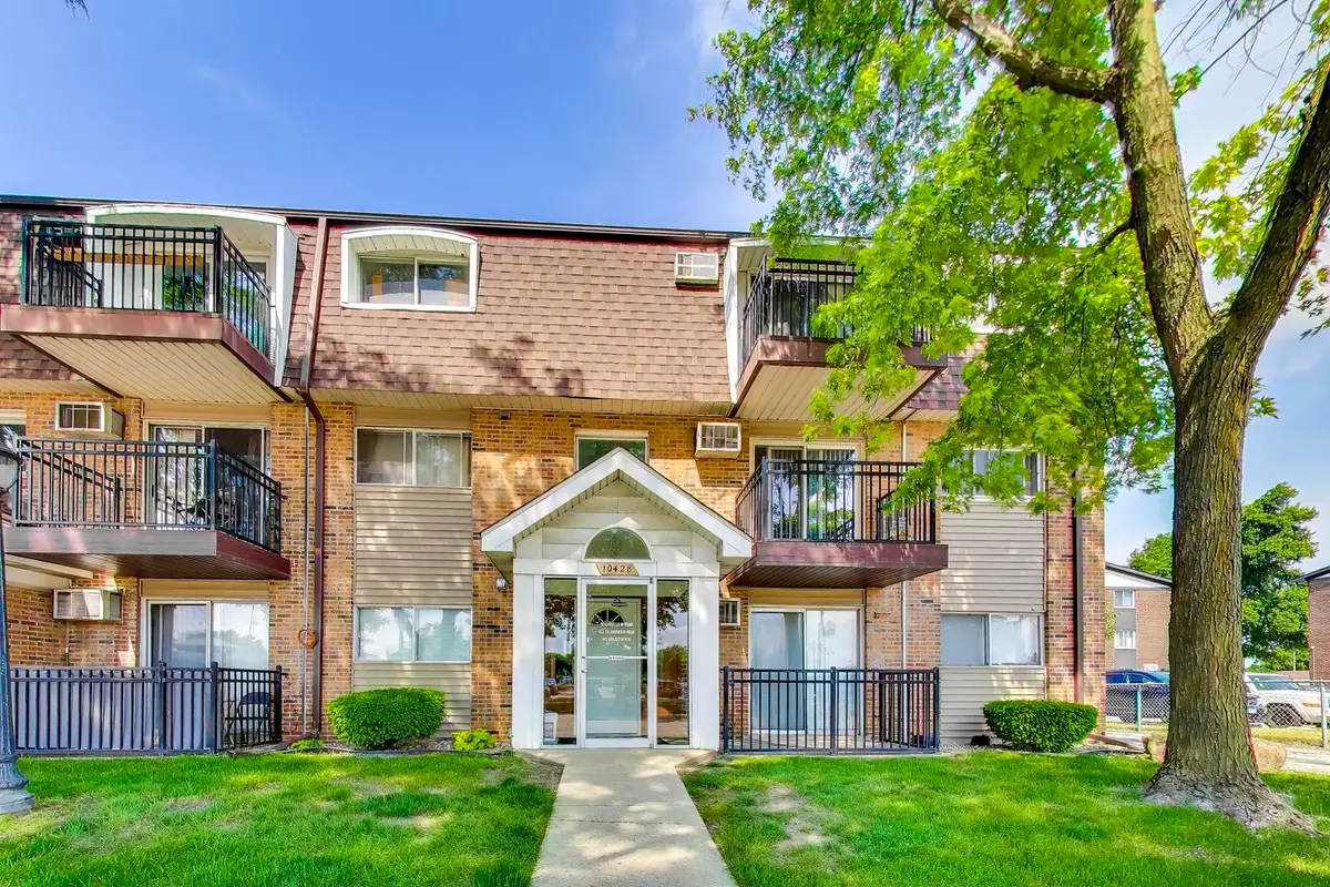 10428 Ridgeland Avenue #6, Chicago Ridge, IL 60415 - #1