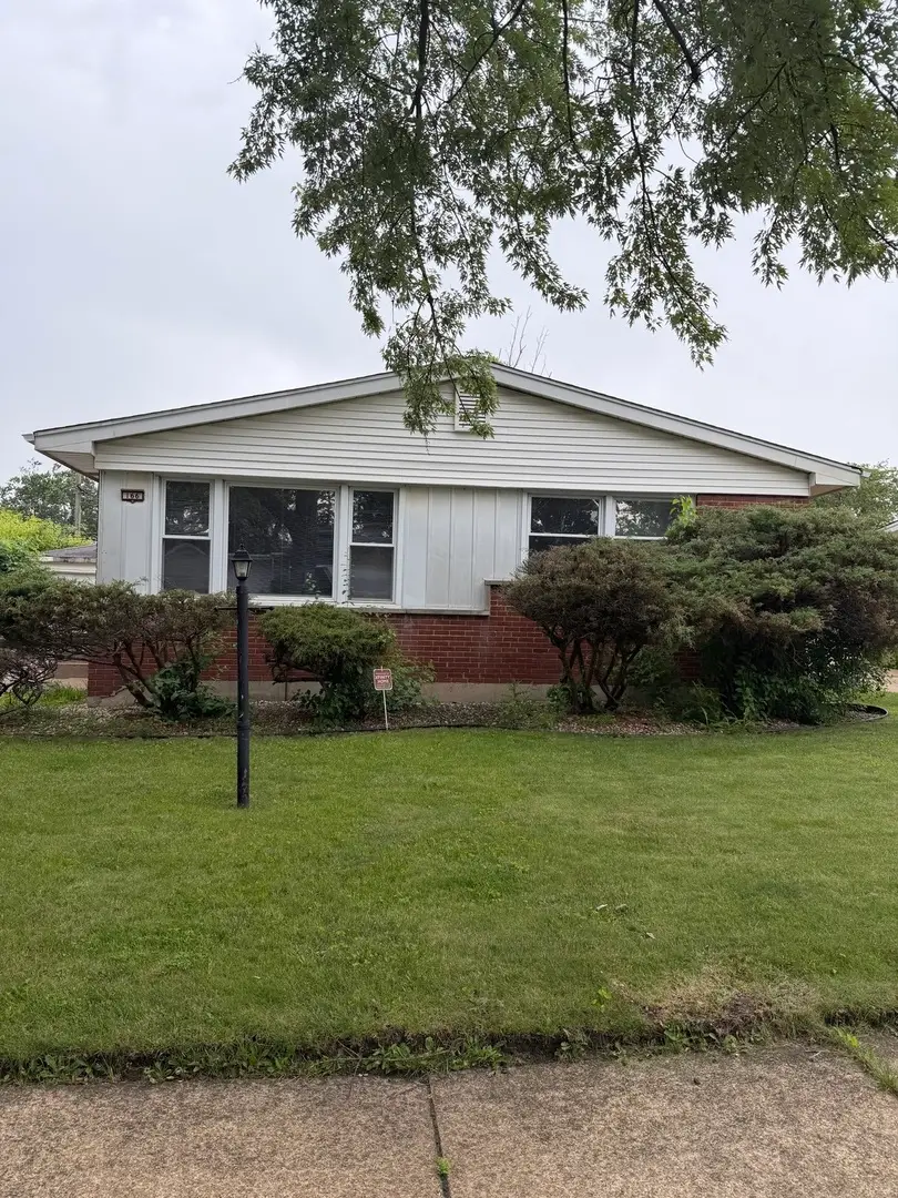 166 Doris Lane, Chicago Heights, IL 60411 - #1
