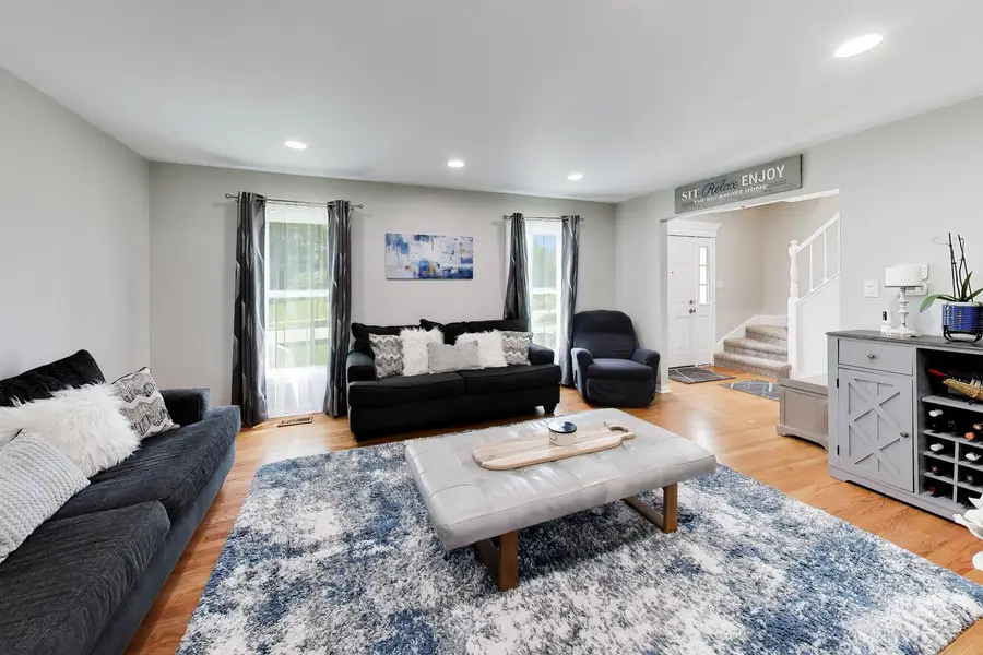 1912 Victoria Road, Mundelein, IL 60060 - #3