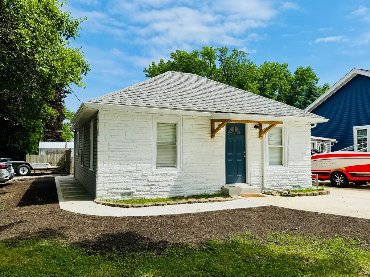 7258 W 72nd Street, Bridgeview, IL 60455 - #1