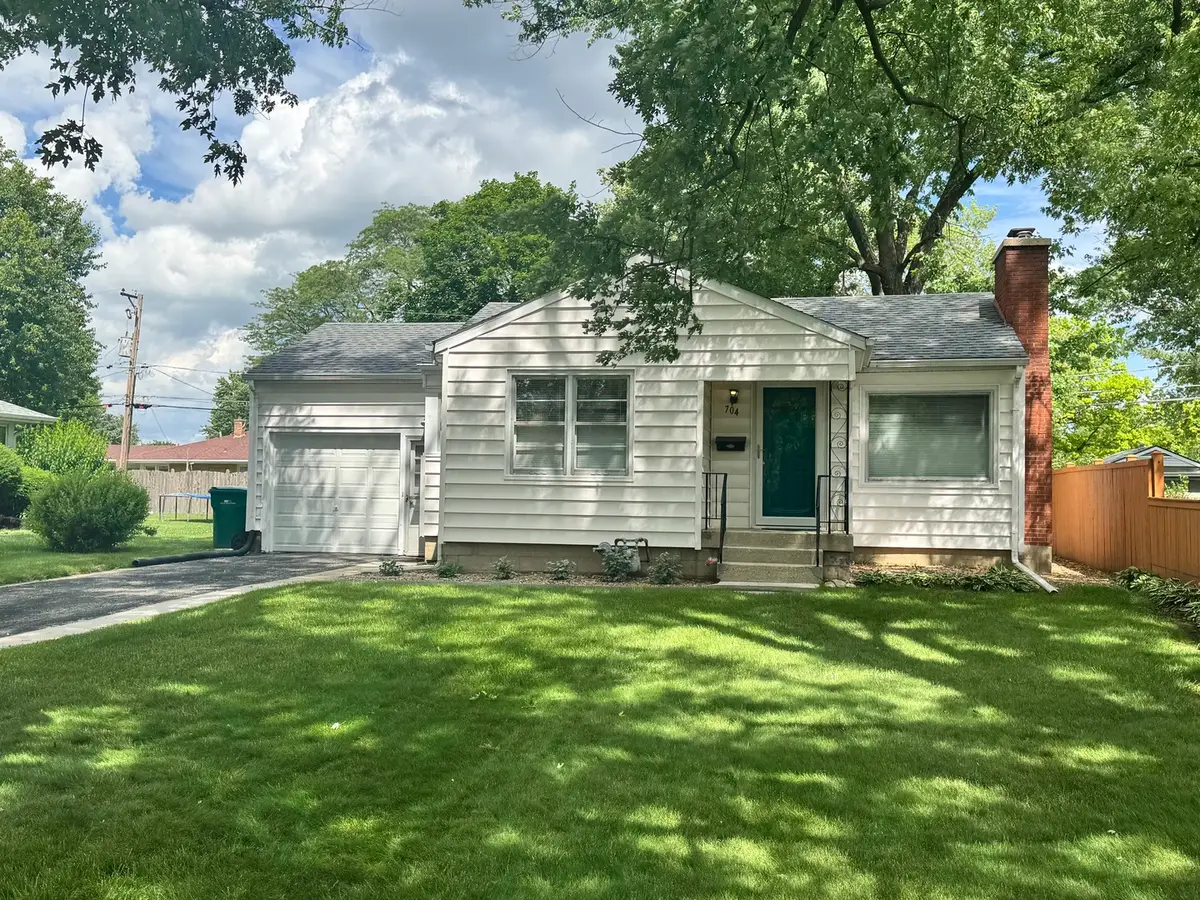 704 Woodlawn Avenue, Joliet, IL 60435 - #1