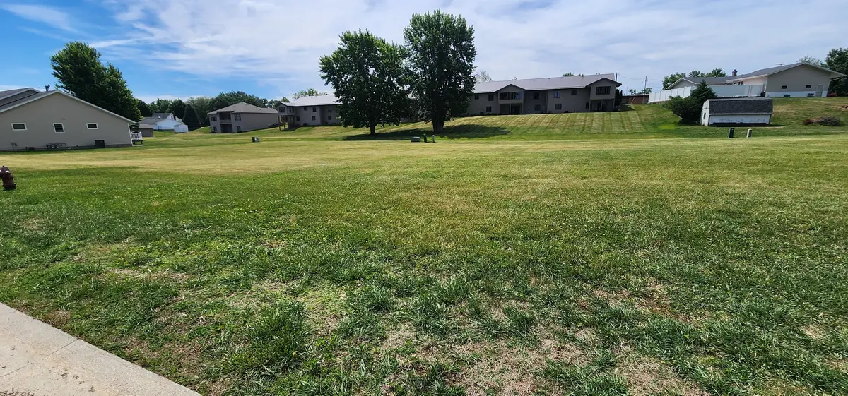 000 6th Avenue, Fulton, IL 61252 - #1