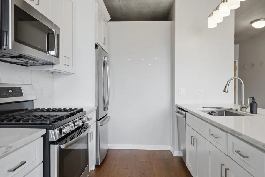 659 W Randolph Street #1005, Chicago, IL 60661 - #3