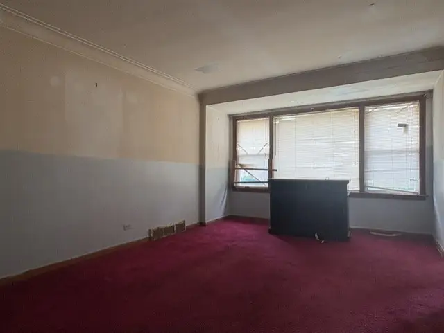 8153 S Marquette Avenue, Chicago, IL 60617 - #2