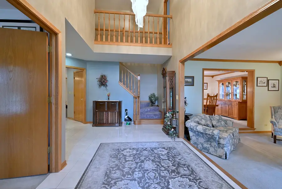213 John Drive, Bartlett, IL 60103 - #3