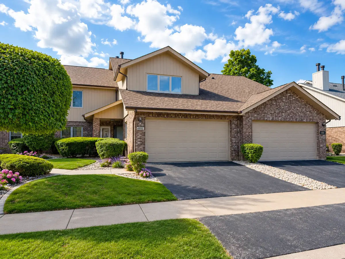 8952 Silverdale Drive #7B, Orland Park, IL 60462 - #1