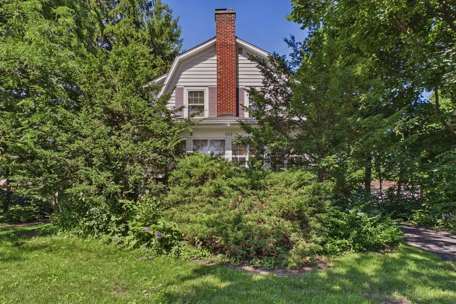 306 N Maple Avenue, Elmhurst, IL 60126 - #3