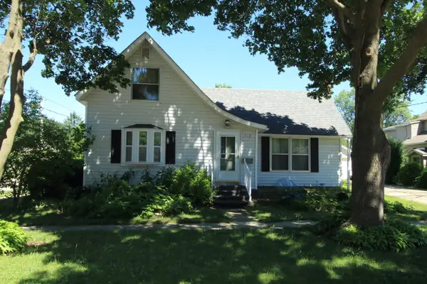 712 E Hurlbut Avenue, Belvidere, IL 61008