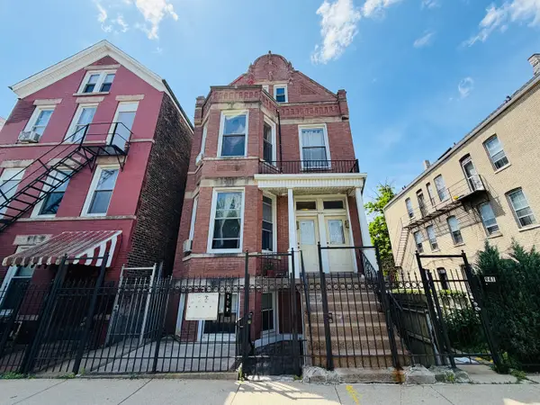 939 W 32nd Street, Chicago, IL 60608