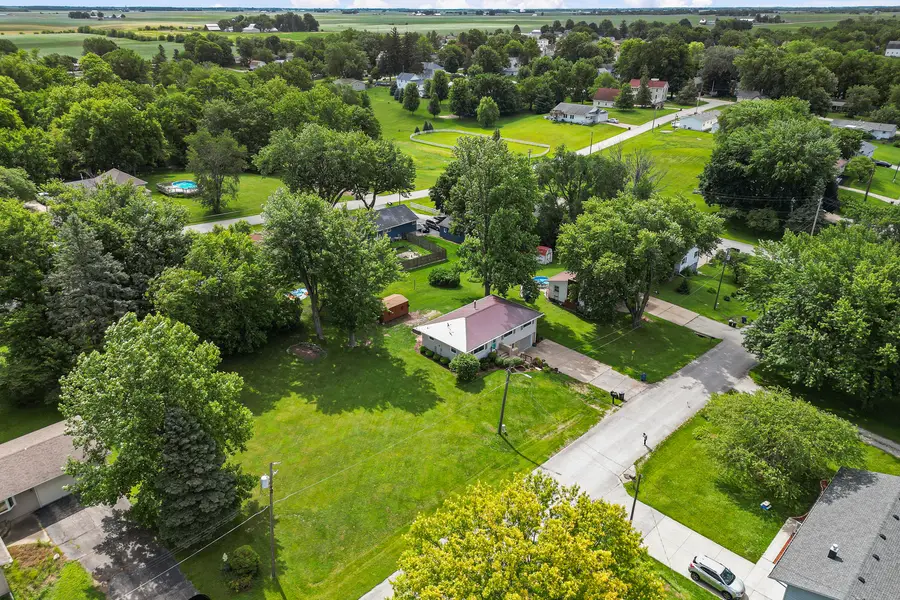 506 Bush Street, Reynolds, IL 61279 - #3